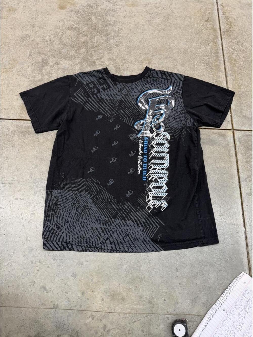 vintage southpole grind to build faded black spell out shirt size xl